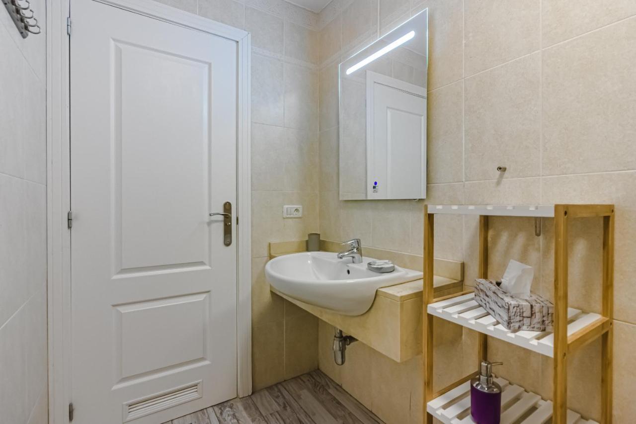 Cozy Apartment In El Duque By Altamarhomes Costa Adeje  Bagian luar foto